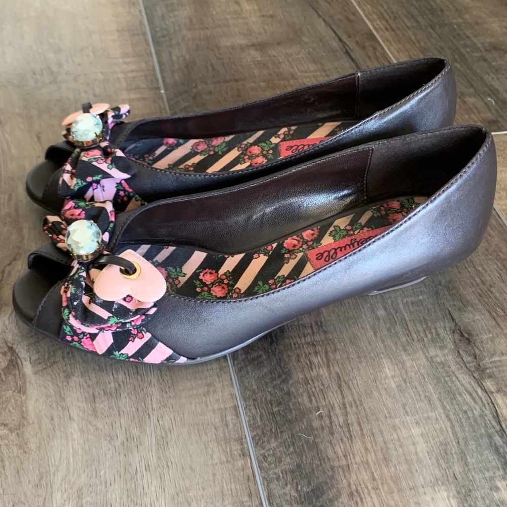 Betseyville Peep Toe Low Heel - Picture 3 of 8